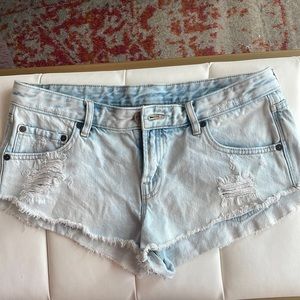 BDG dolphin low rise jean short